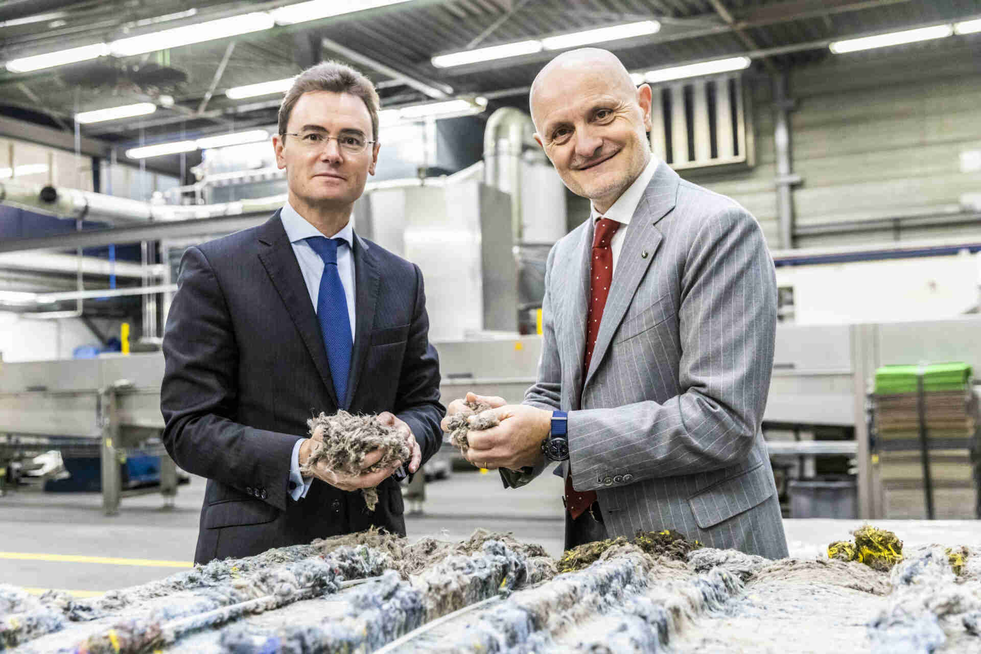 Tarkett e Aquafil chiudono il cerchio nella produzione di piastrelle di moquette:  un passo fondamentale verso l’economia circolare